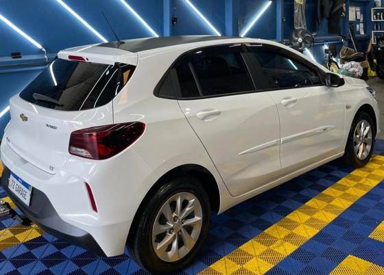 CHEVROLET ONIX 1.0 TURBO FLEX LT MANUAL CHEVROLET ONIX 1.0 TURBO FLEX LT MANUAL